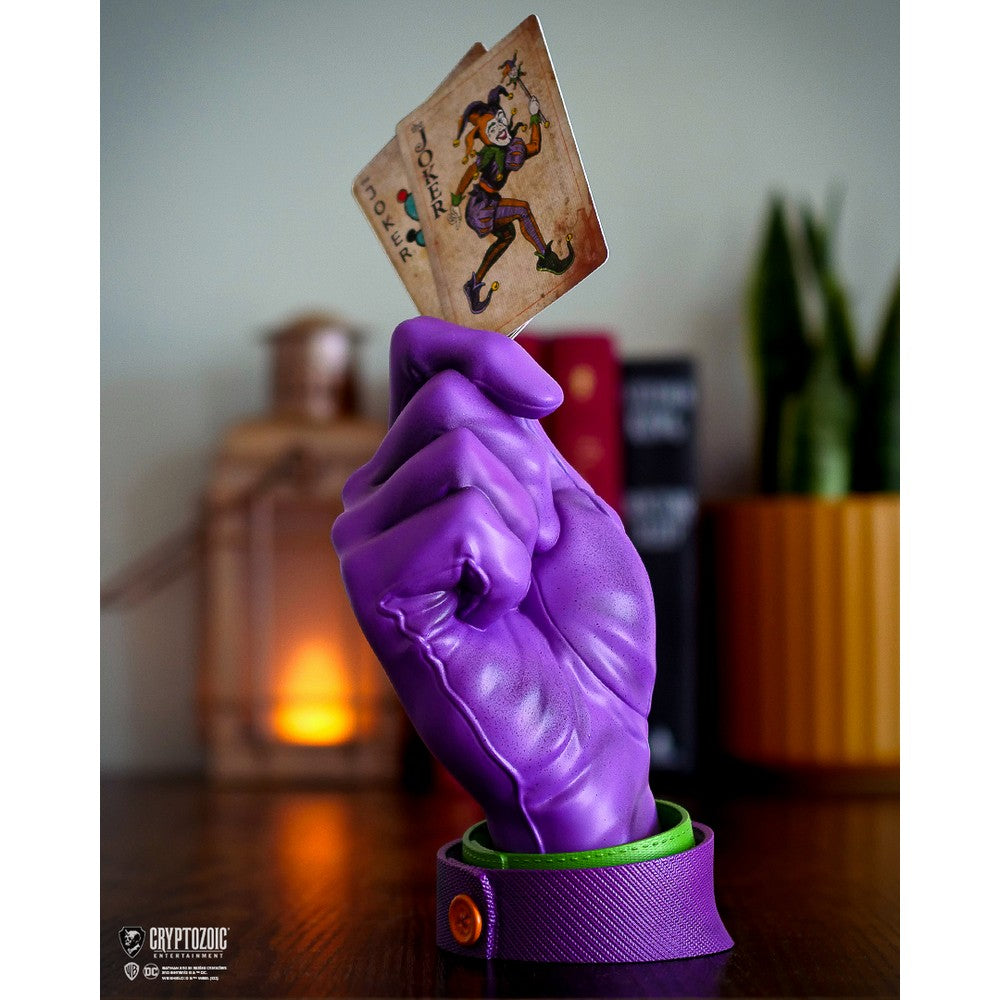 Cryptozoic: The Joker Calling Card: Gotham City Grit Statue