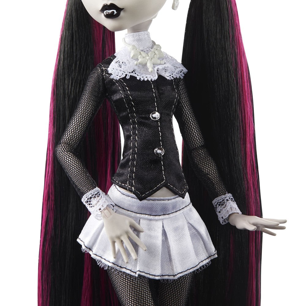 Monster High - B&W Draculaura F22 (Reel Drama)