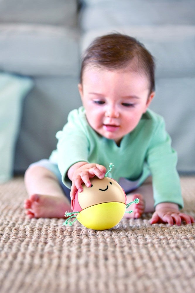 Hape - Infant Toys: Busy Bug Roll