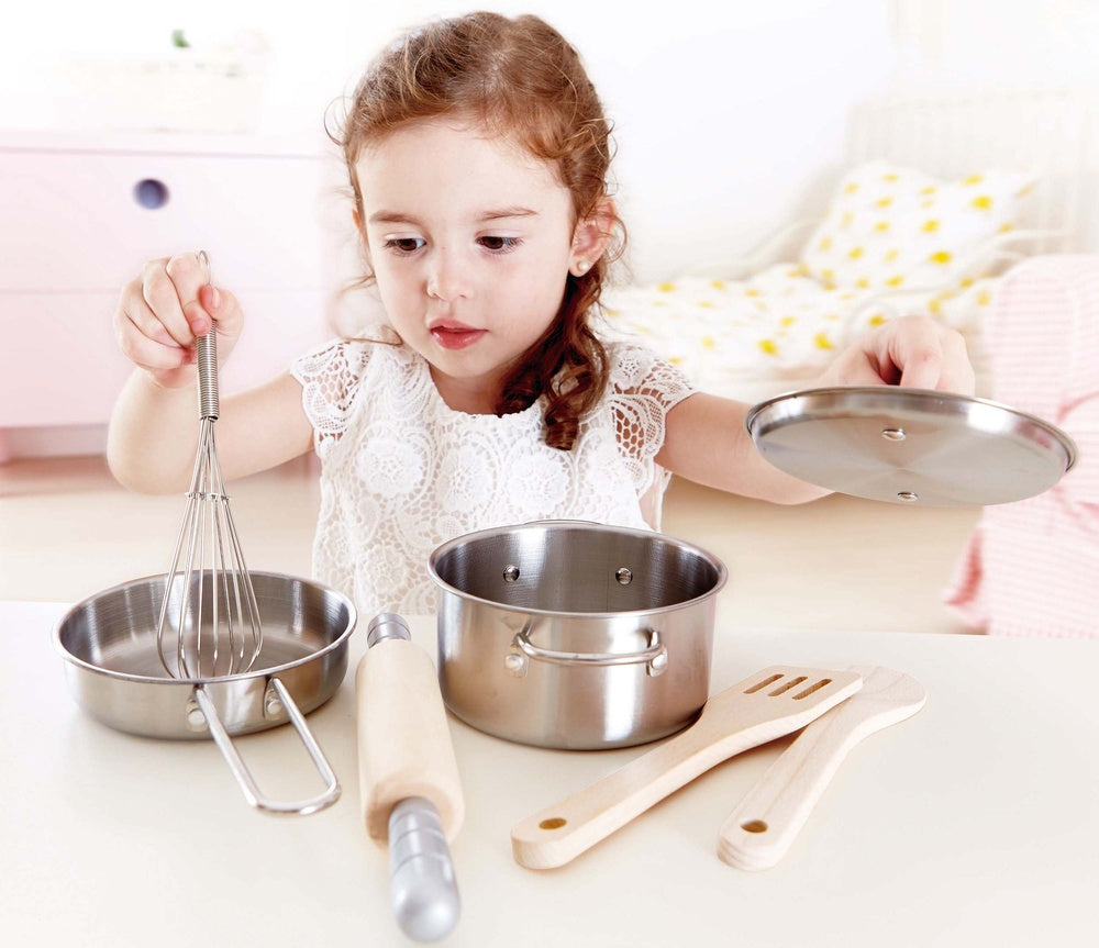 Hape - Kitchen & Food: Chef's Cooking Set