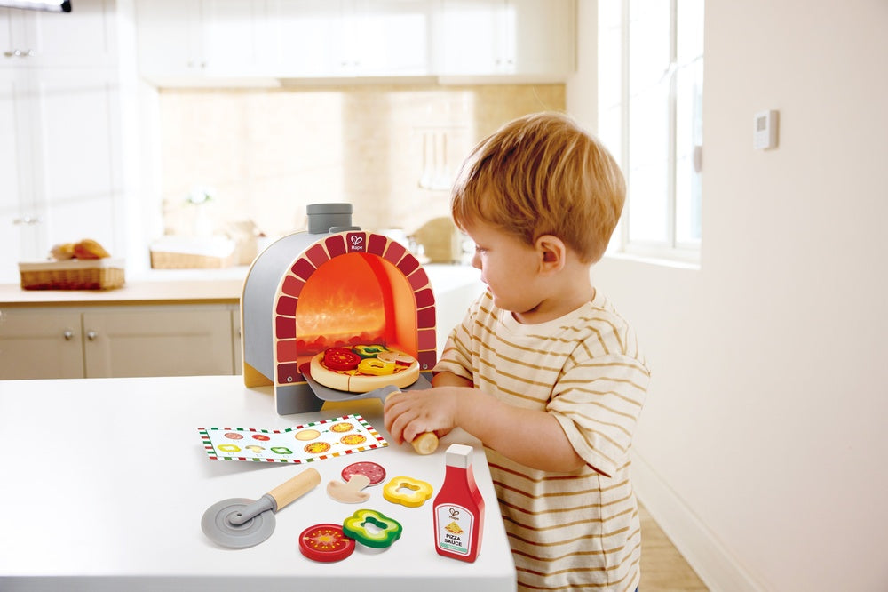 Hape - Kitchen & Food: Magic Pizza Oven