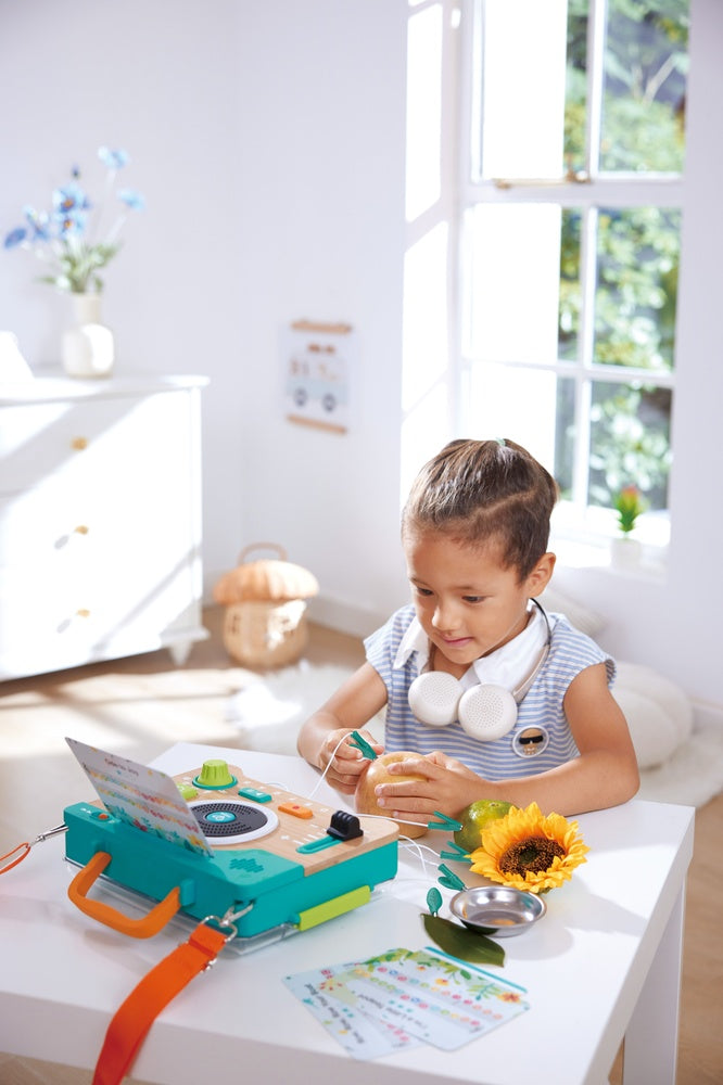 Hape - Nature Fun: Nature's Melodies Lab Kit