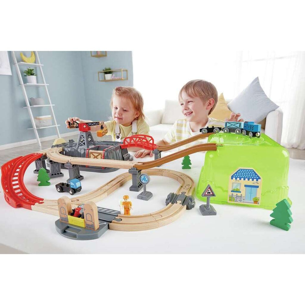 Hape - Railway: Railway Bucket-Builder-Set