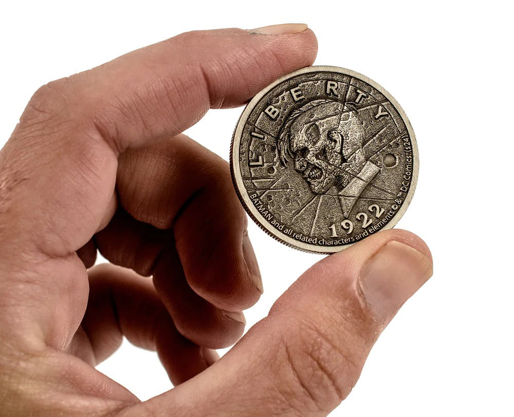 Batman: Replica Two Face Coin