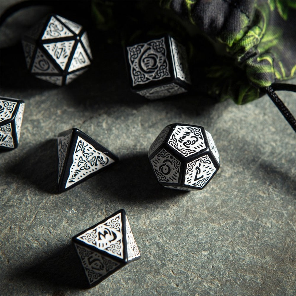 Q Workshop: Celtic 3D Revised Black & white Dice Set