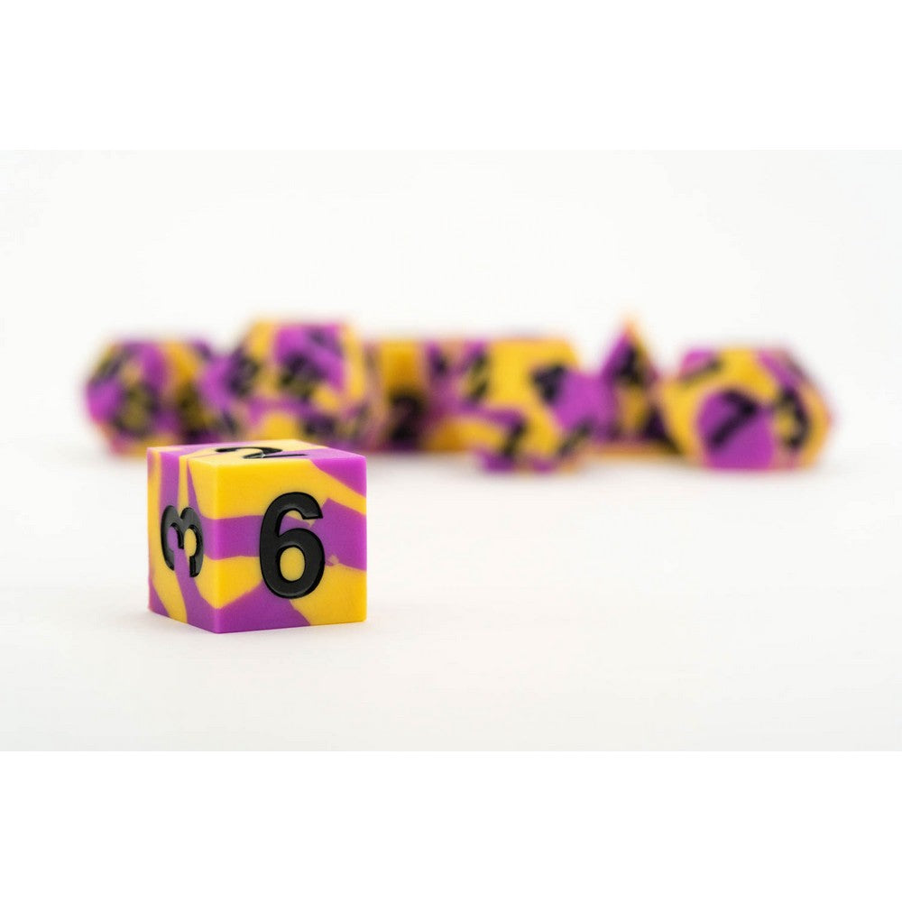 Fanroll: 16mm Pride Sharp Edge Silicone Rubber Poly Dice Set: Intersex