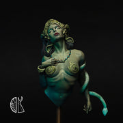 Signature Series Figures - Patrick J. Jones: Night Of The Zombie Bust