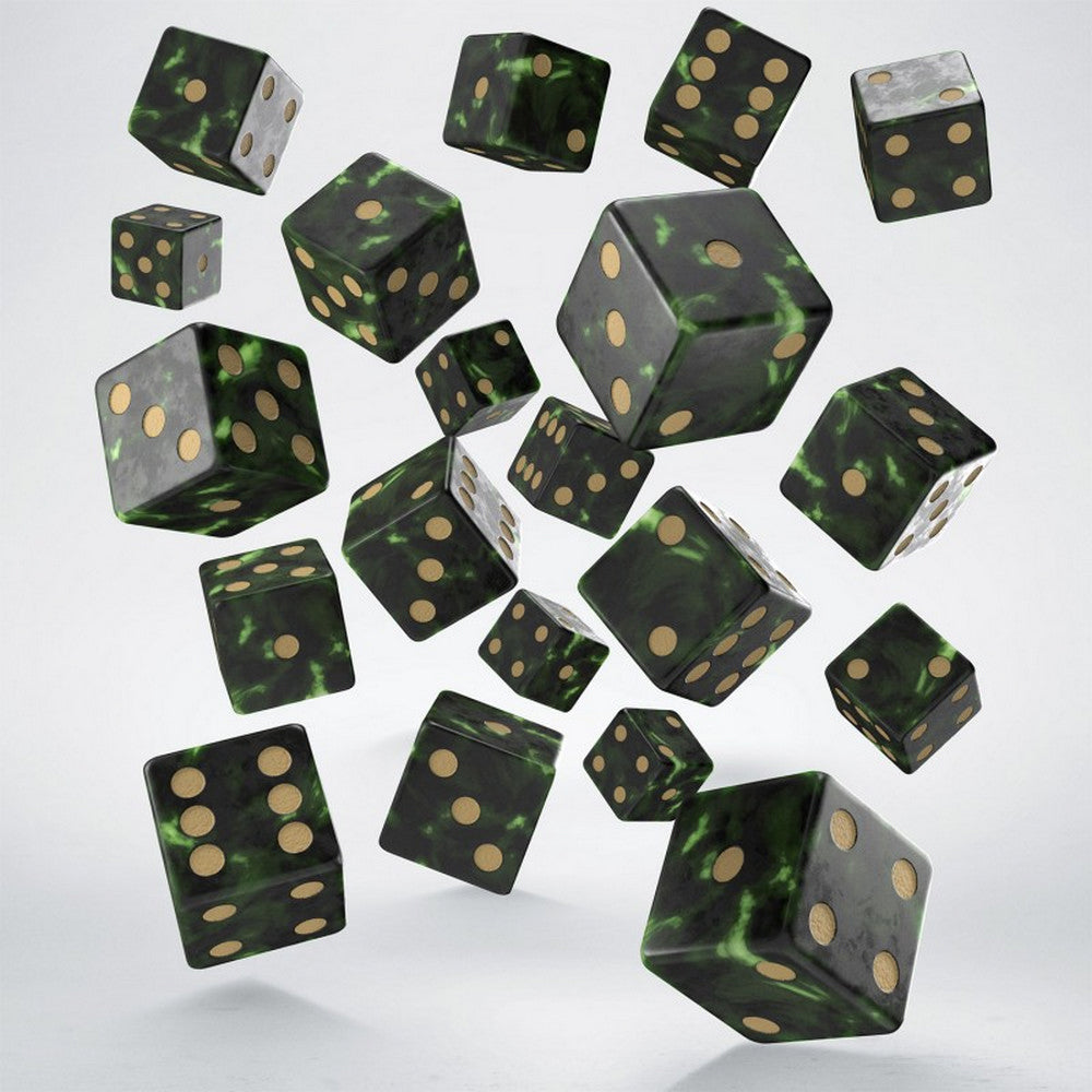 Q Workshop - Full Pack of D6s: Bottle green & Gold