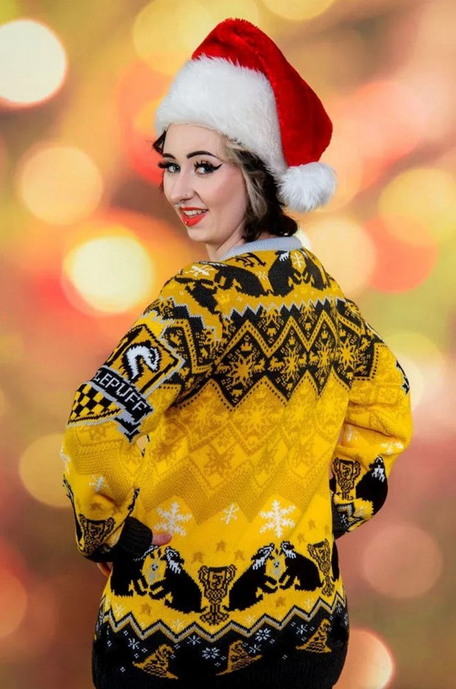 Hufflepuff House Crest Christmas Jumper (Size M)