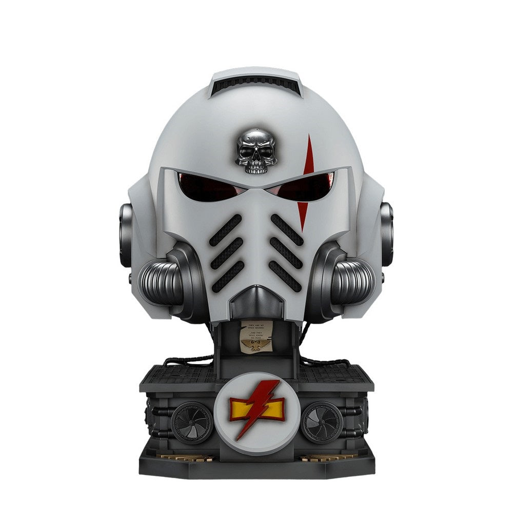 Warhammer Collectables: 1/1 Scale White Scars MkX Helmet & Display Stand