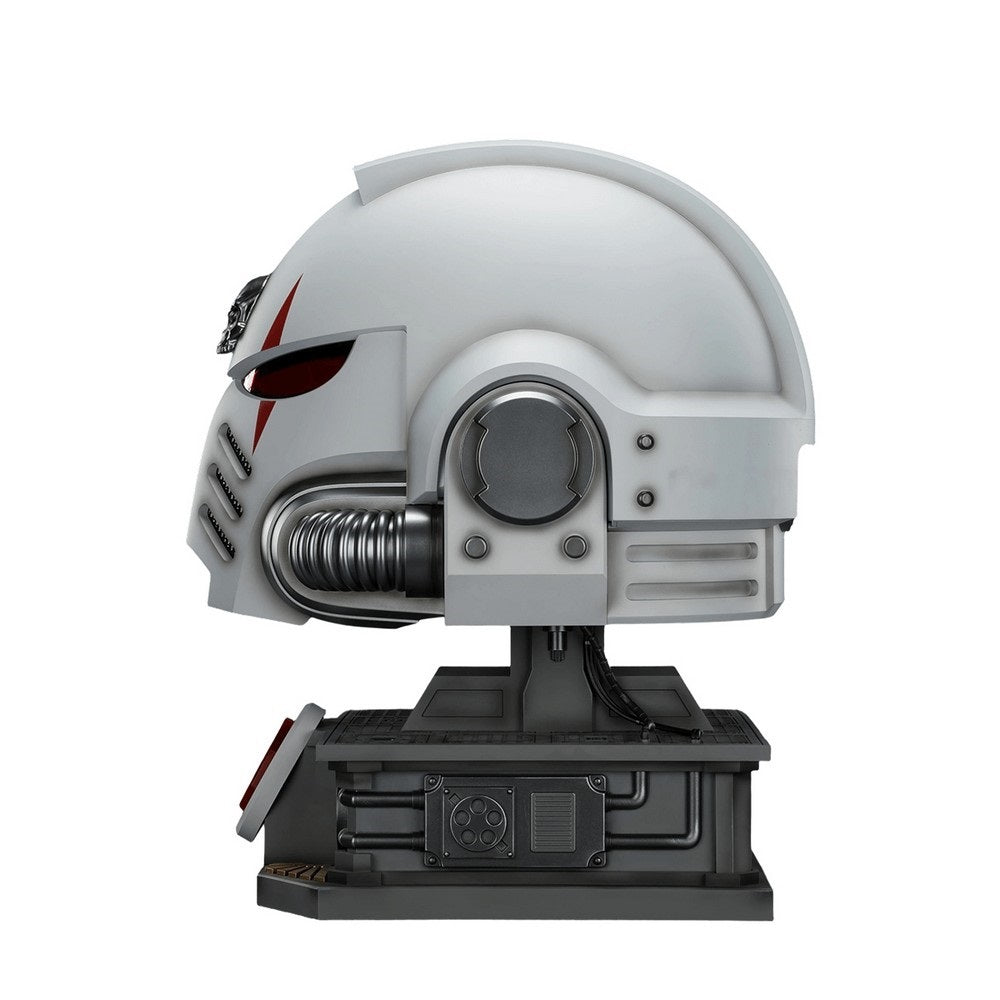 Warhammer Collectables: 1/1 Scale White Scars MkX Helmet & Display Stand