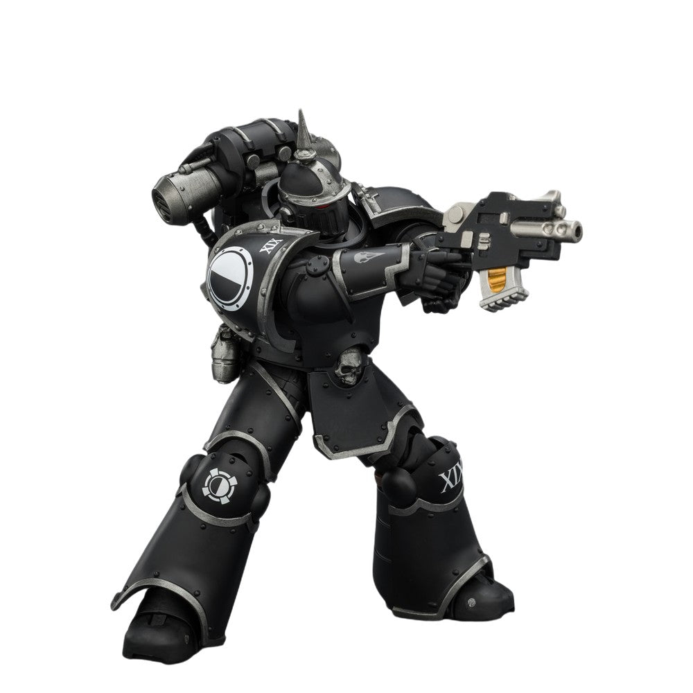 Warhammer Collectables: 1/18 Raven Guard MK III Tactical Legionary with Bolter