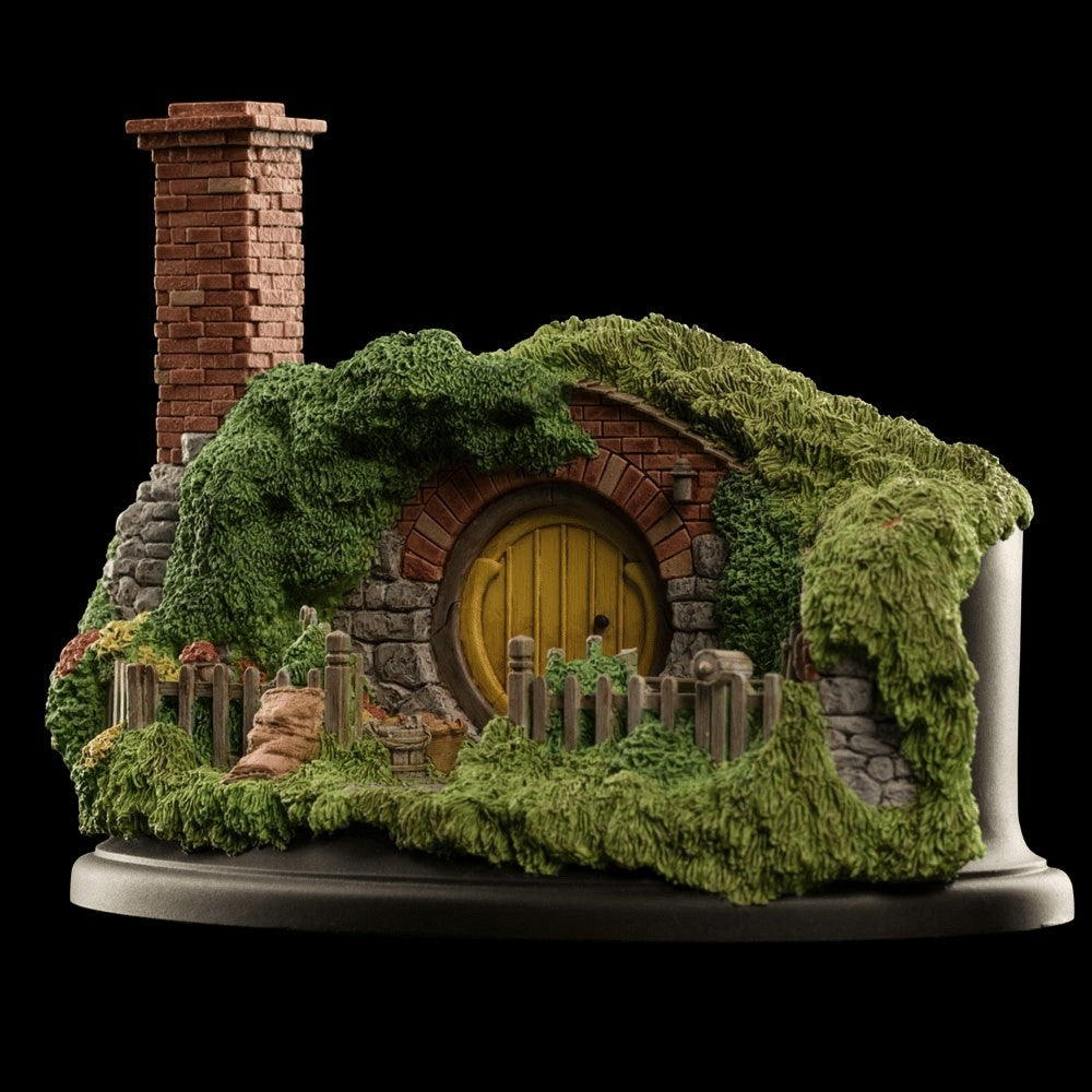WETA - The Hobbit Trilogy - Hobbit Hole - 16 Hill Lane - Chimney