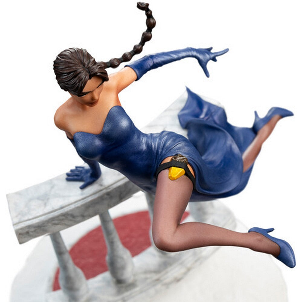 WETA - Tomb Raider - Miniature Statue - Lara Croft: A Deal at the Opera