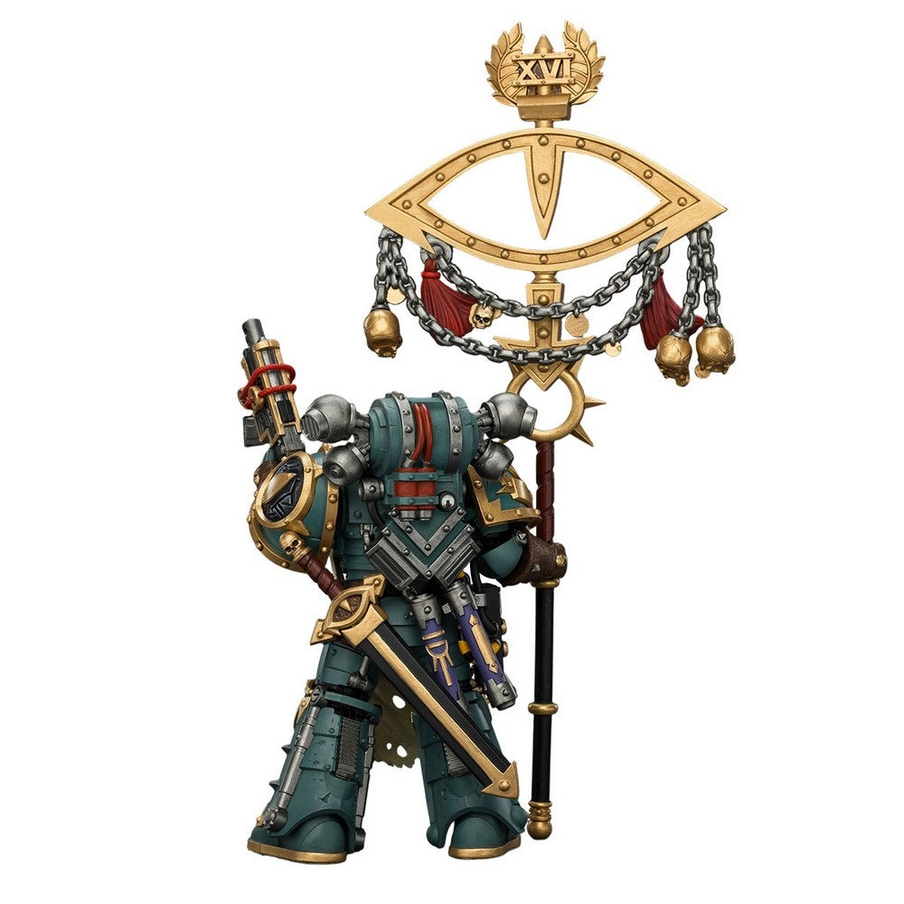 Warhammer Collectibles: 1/18 Scale Sons of Horus Maloghurst the Twisted w/ Legion Standard
