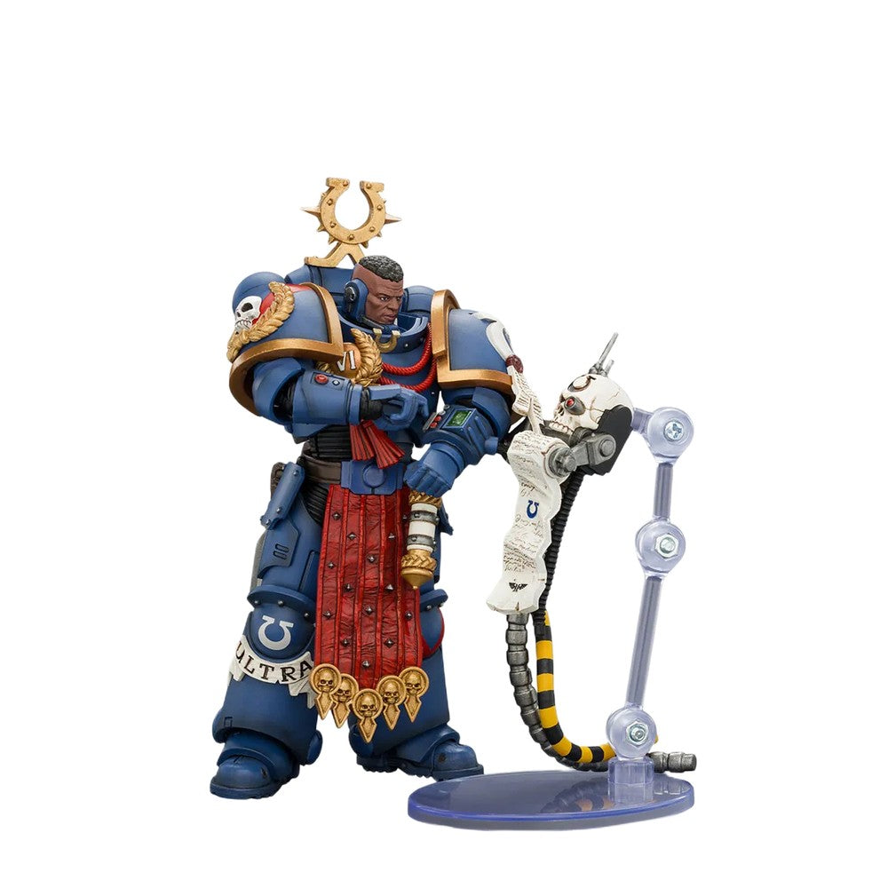 Warhammer Collectibles: 1/18 Scale Ultramarines Ferren Areios with Thunder Hammer and Bolt Pistol