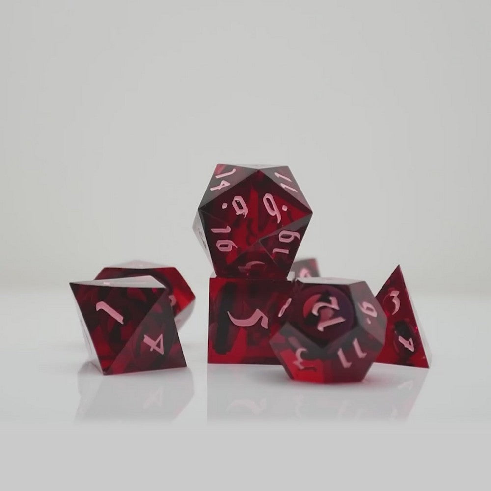 Mori Calliope Sharp-Edge Resin Dice Set