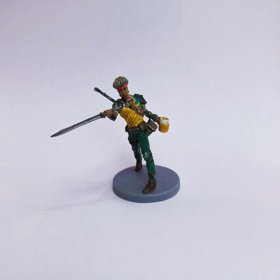 Middara - Pirates of Elenia. Vol. 1 - Chasing Legends