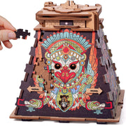 CluePuzzle - Pyramid of the Sun - Clue box and Jigsaw